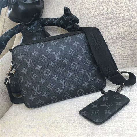 Lv Messenger bags for men